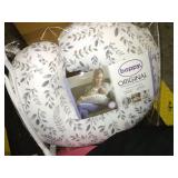 Original Feeding and instant support pillow ,boppy