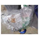 Birds Choice Off Oriole Flower-Shaped Feeder w/Heart Ornament, Oriole Nectar & Jelly Feeder, 3oz Capacity, Orange