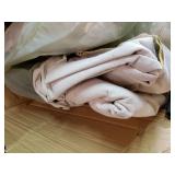 Extra-wide Modern Loveseat with Metal Legs- Retail:$228.49