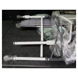 Homecraft Buckingham Foldaway Toilet Frame