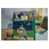 Big Lot of Vintage Baseball Cards