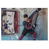 Starting Lineup NHL Hockey - Action Figure with Trading Card