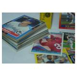 Lot of Vintage MLB Baseball Cards