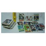 Lot of Vintage MLB Baseball Cards