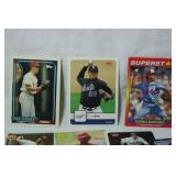 Lot of Vintage MLB Baseball Cards