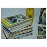 Lot of Vintage MLB Baseball Cards