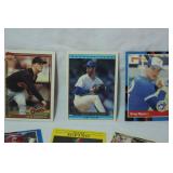 Lot of Vintage MLB Baseball Cards