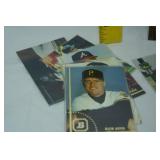 Lot of Vintage MLB Baseball Cards