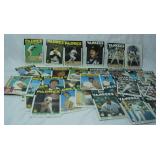 Lot of Vintage MLB Baseball Cards