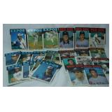 Lot of Vintage MLB Baseball Cards
