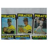 Lot of Vintage MLB Baseball Cards