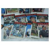Lot of Vintage MLB Baseball Cards