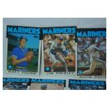 Lot of Vintage MLB Baseball Cards