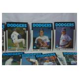 Lot of Vintage MLB Baseball Cards