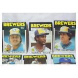 Lot of Vintage MLB Baseball Cards