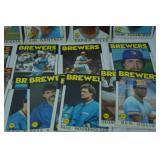 Lot of Vintage MLB Baseball Cards