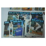 Lot of Vintage MLB Baseball Cards