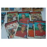 Lot of Vintage MLB Baseball Cards