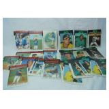 Lot of Vintage MLB Baseball Cards