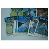 Lot of Vintage MLB Baseball Cards