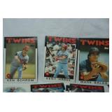 Lot of Vintage MLB Baseball Cards