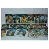 Lot of Vintage MLB Baseball Cards