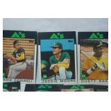 Lot of Vintage MLB Baseball Cards