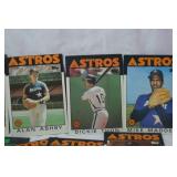 Lot of Vintage MLB Baseball Cards