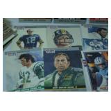 Big Lot of Vintage NFL Football Cards