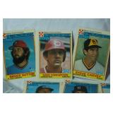 Lot of Vintage Collectible BASEBALL Cards