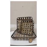 Barnyard Designs Tobacco Baskets Rustic Vintage Farmhouse Nesting Trays, Set of 3
