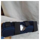 UNITED ORTHO 61016 3-PANEL KNEE IMMOBILIZER, 16"