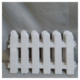 4 pack OF LAWN / GARDEN GATE LINNER - WHITE