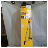 DEWALT ELEVATOR TRIPOD DURABLE & LIGHTWEIGHT PORTABLE OPENED MAX HEIGHT 72" , CLOSED 30"