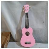 HUAWIND KIDS UKULELE, 21IN W/ GIG BAG, PINK