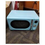 Galanz - Retro 0.7 Cu. Ft. Microwave - Bebop Blue Damage See Pictures