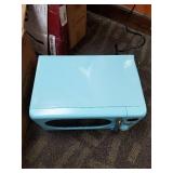 Galanz - Retro 0.7 Cu. Ft. Microwave - Bebop Blue Damage See Pictures