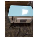 Galanz - Retro 0.7 Cu. Ft. Microwave - Bebop Blue Damage See Pictures