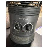 Honeywell Home Digital Fan-Forced Heater