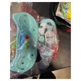 Delta Children 4-in-1 Discover & Play Musical Walker - Bubbly