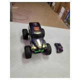Monster Jam, Official Grave Digger Freestyle Force, Remote Control Car, Monster Truck Toys for Boys Kids and Adults, 1:15 Scale