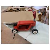 Radio Flyer Scoot 2 Scooter, Toddler Scooter or Ride on, Ages 1-4,Red