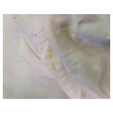 Queen Bedding, Random