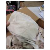 Queen Bedding, Random