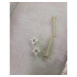 Delta Faucet Wycliffe Slow Close Elongated Toilet Seat with Non-Slip Seat Bumpers, Soft Close Toilet Seat Elongated, Toilet Seat Slow Close, White 811901-WH