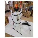 VIVOSUN 3.2 Gallon Lawn and Garden Wheeled Pump Compression Sprayer with Pressure Relief Valve, Labor-Saving Wheel Design