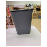 AmazonCommercial 10 Gallon Commercial Office Wastebasket, Grey, 1-Pack