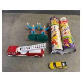 Vintage toy lot, superman figurines, kaleidoscopes x2, hotwheels.
