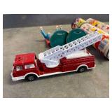 Vintage toy lot, superman figurines, kaleidoscopes x2, hotwheels.