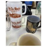 Misc Federal, glass bake, slim jim mugs. QTY 5